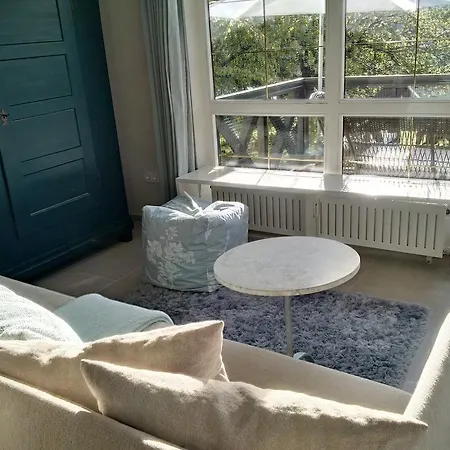 Apartes Studio In
